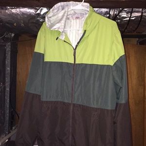 Kirra Windbreaker